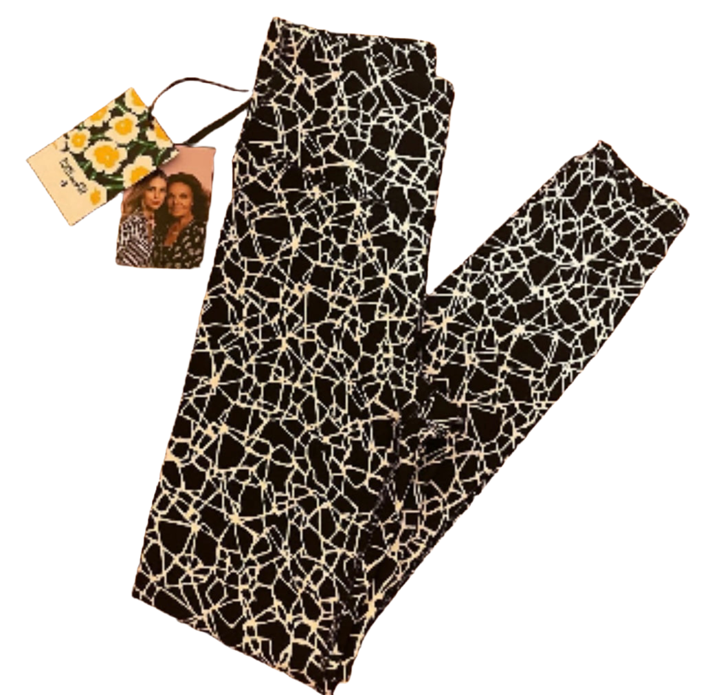Diane Von Frustenberg leggings available in size S & M soft stretchy material
