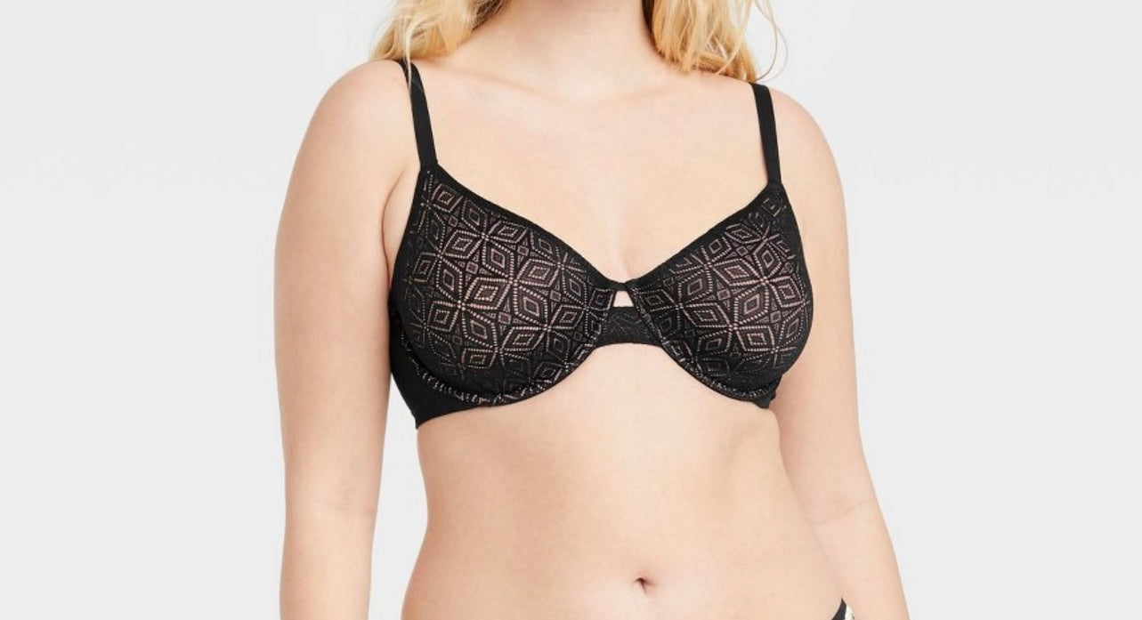 Women's Unlined Molded Lace Bra - Auden™
Black 36A